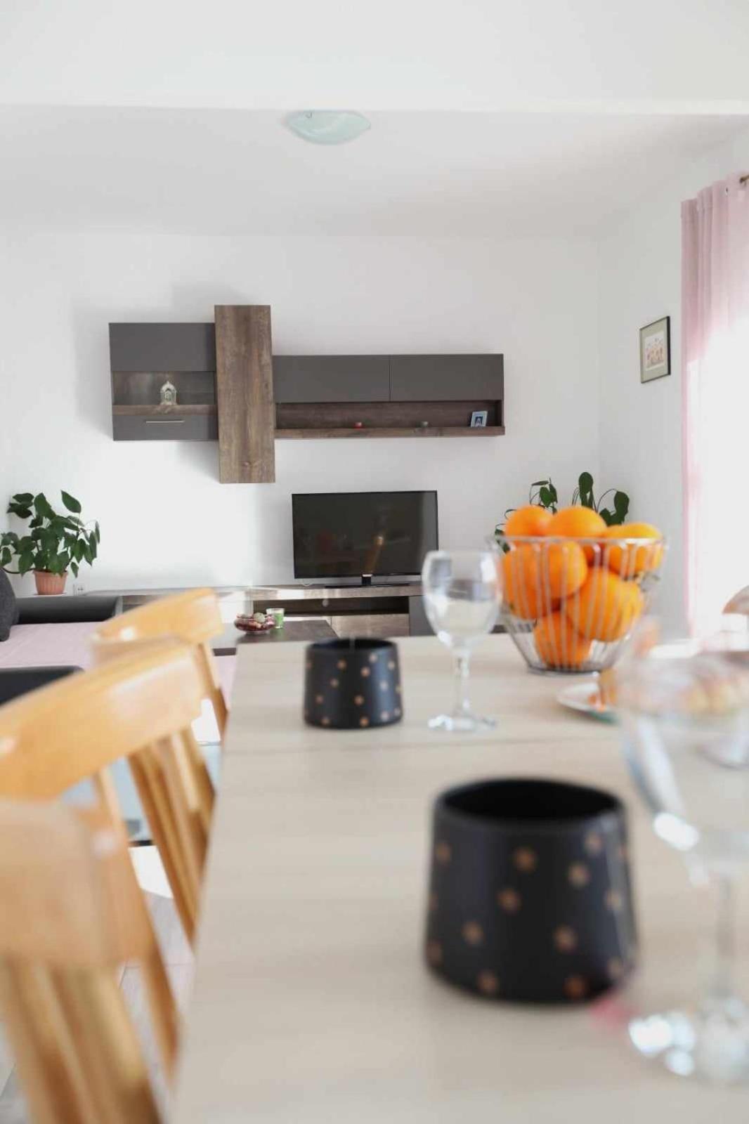 Apartmani Ivana Трогир Экстерьер фото