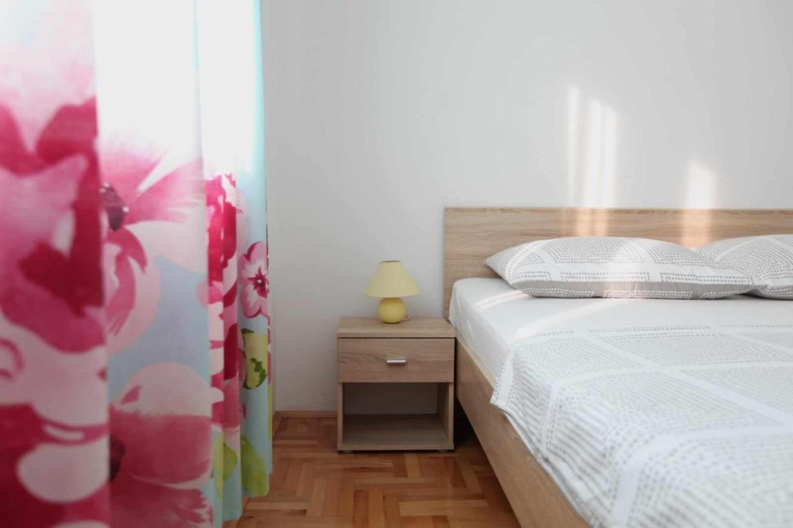 Apartmani Ivana Трогир Экстерьер фото